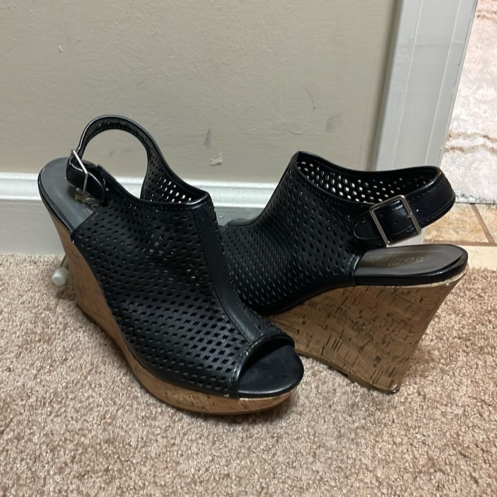 SBICCA, size 10, black wedges